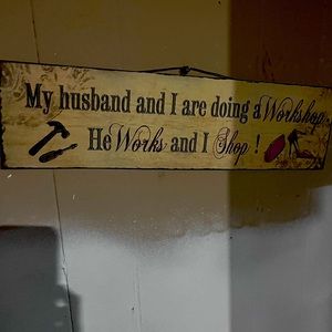 2 metal hanging signs